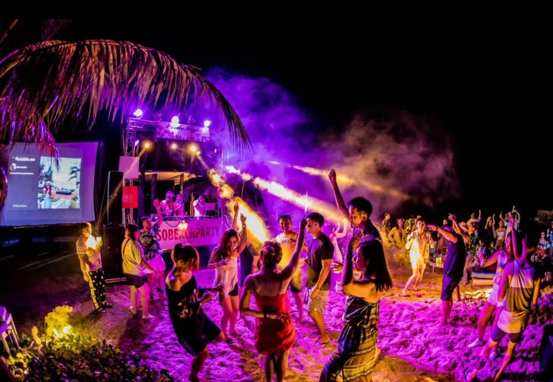 Pub Crawl Epic Alona Beach