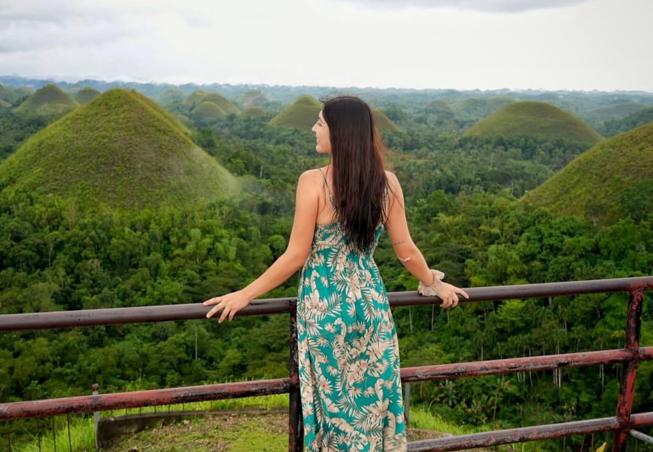 Chocolate Hills trail 3