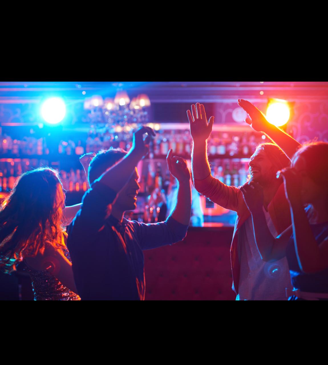 Alona beach bar 4