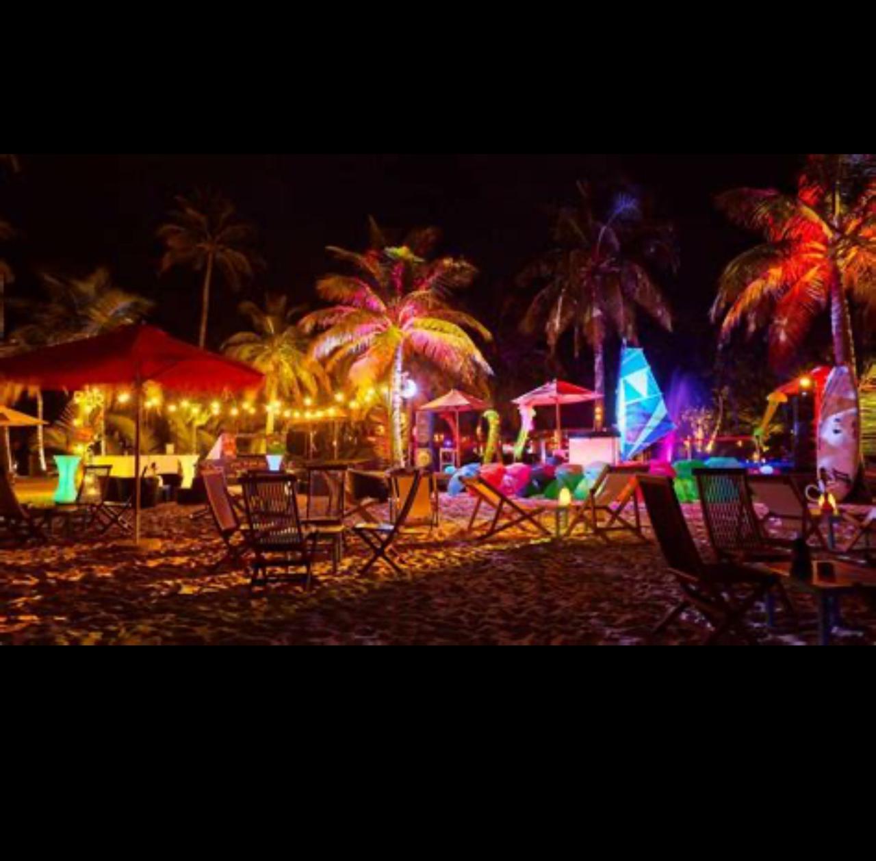 Beach nightlife 5